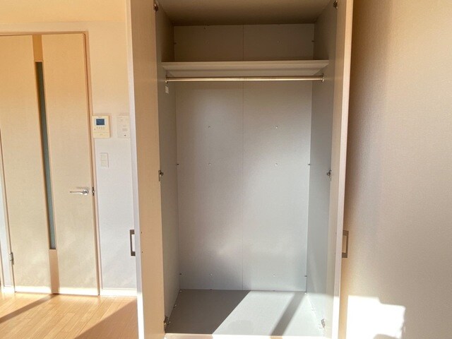 物件内観写真11　(クローゼット)