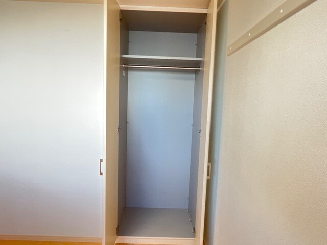 物件内観写真16　(クローゼット)