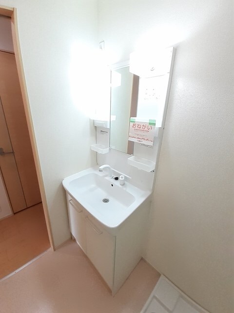 物件内観写真7　(洗面所)