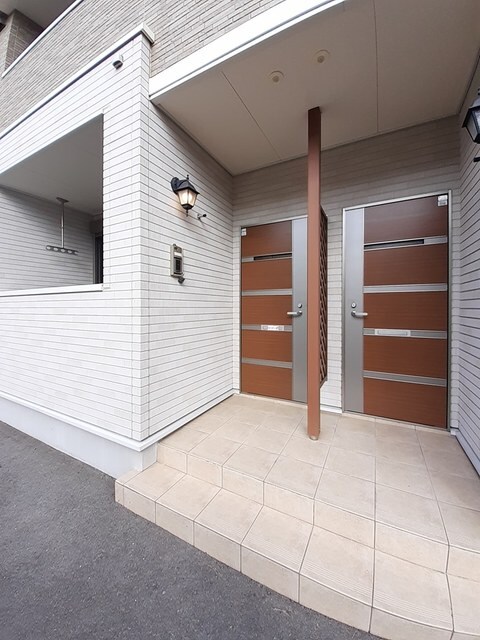 物件外観写真2　(その他共有部分)