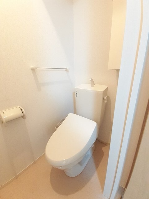 物件内観写真7　(トイレ)