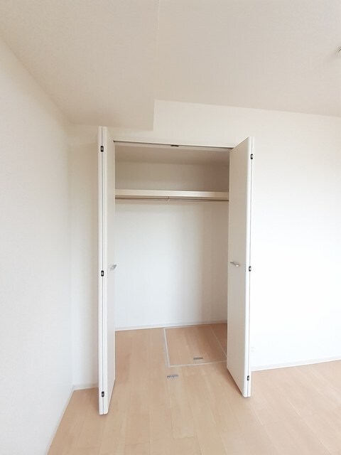 物件内観写真9　(収納)