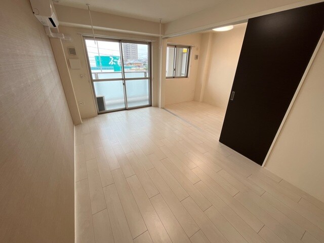 物件内観写真18　(リビング)