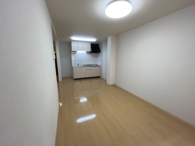 物件内観写真8　(リビング)