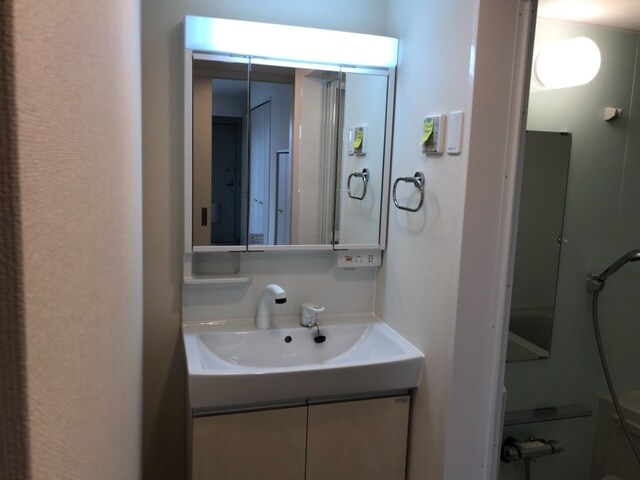 物件内観写真7　(洗髪洗面化粧台)