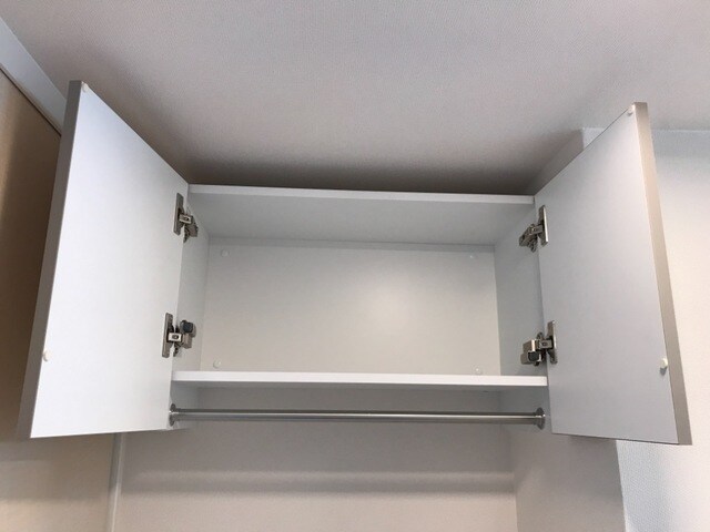 物件内観写真10　(洗濯上部収納)