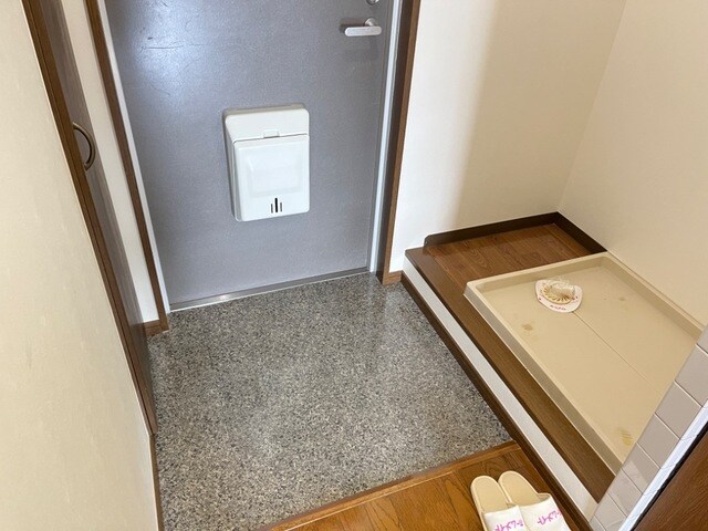 物件内観写真21　(玄関)