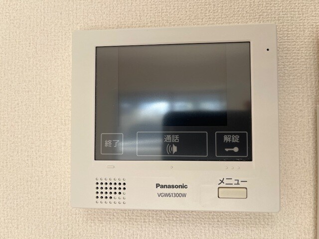 物件内観写真16　(カメラ付インターホン)