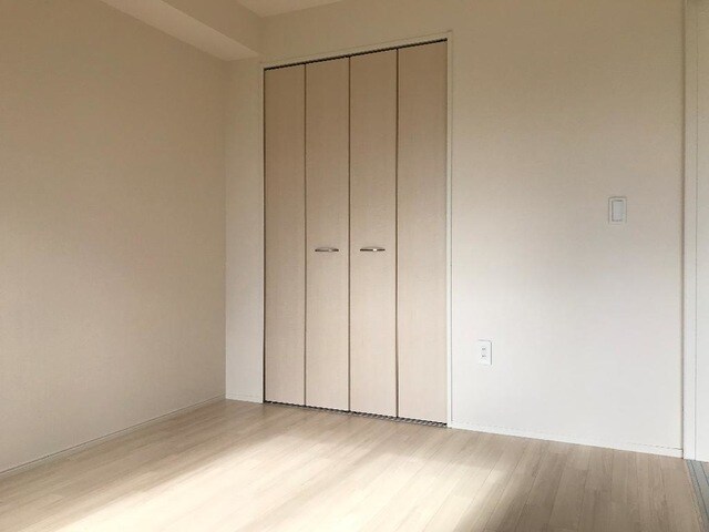 物件内観写真9　(洋室)