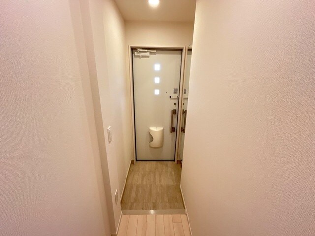 物件内観写真21　(玄関)