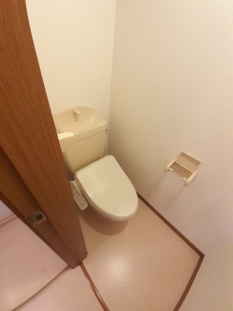 物件内観写真6　(トイレ)