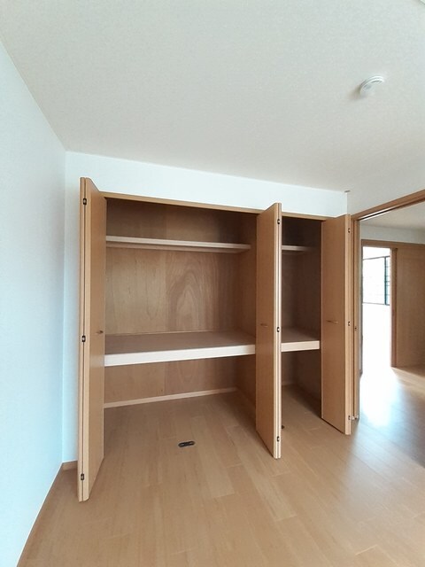 物件内観写真9　(収納)