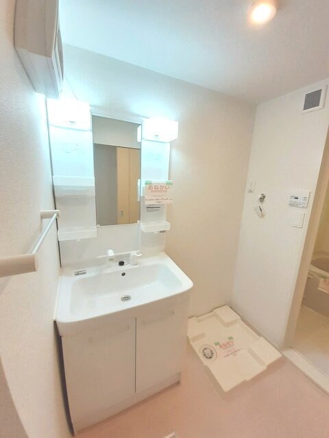 物件内観写真7　(洗面所)