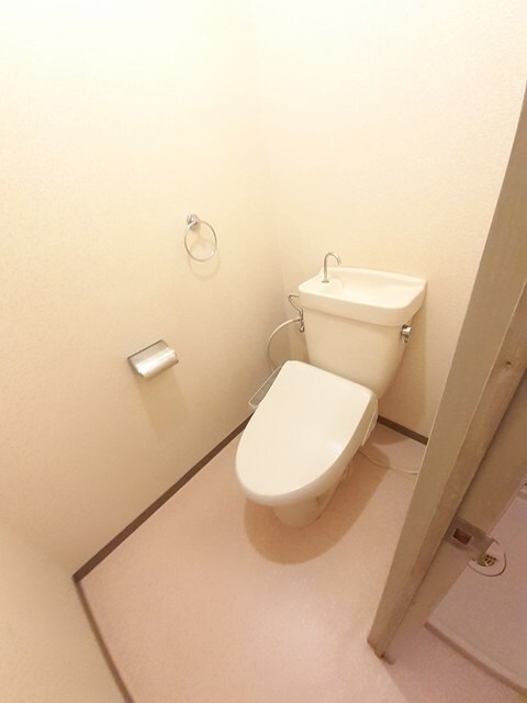 物件内観写真7　(トイレ)