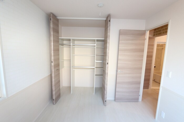 物件内観写真11　(北洋室クローゼット)