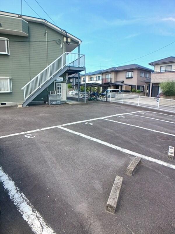 駐車場(駐車場)