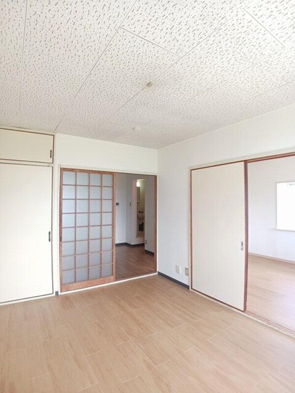 内装他(その他)