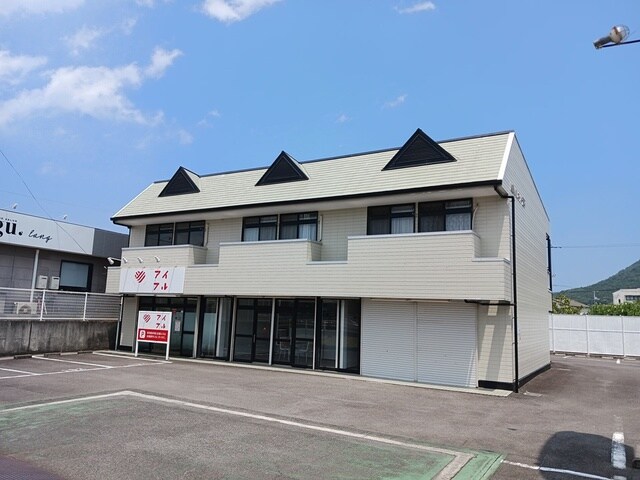 物件外観写真1　(外観写真)