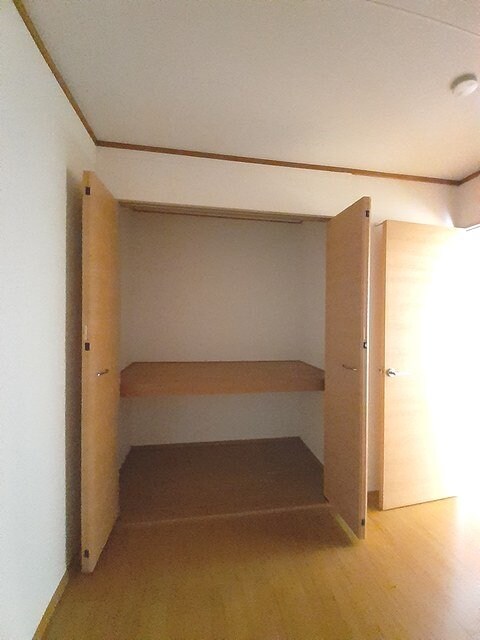 物件内観写真8　(収納)