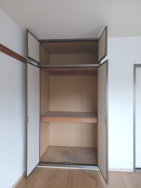 物件内観写真8　(収納)
