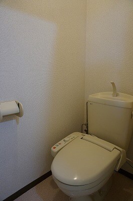 物件内観写真6　(トイレ)