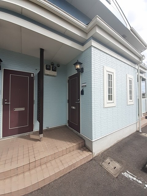 物件外観写真2　(エントランス)