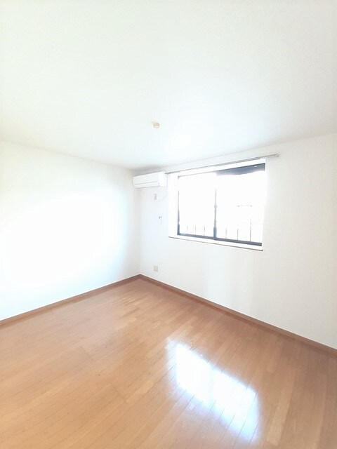 物件内観写真8　(その他部屋・スペース)