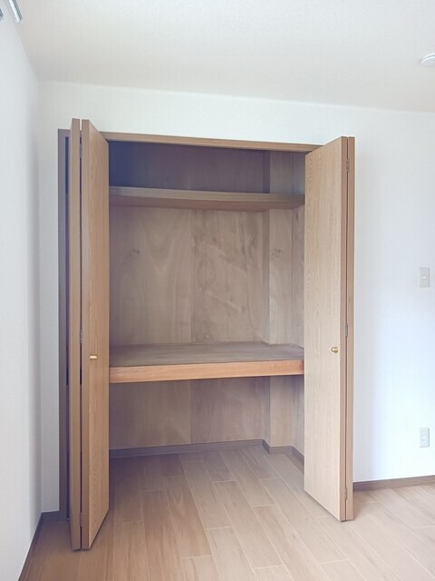 物件内観写真9　(収納)