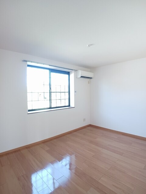 物件内観写真8　(その他部屋・スペース)