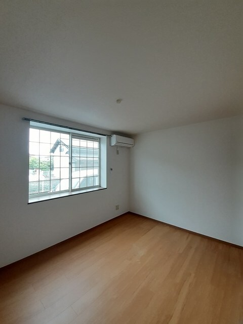 物件内観写真8　(その他部屋・スペース)