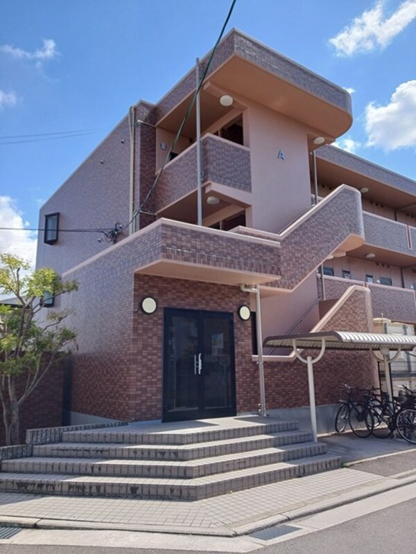 エントランス(エントランス)