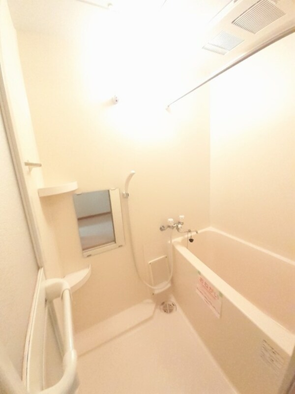 浴室(バス／シャワールーム等)