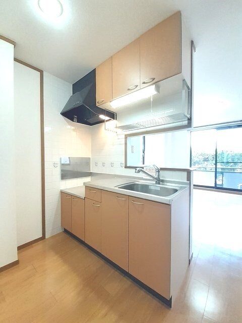 物件内観写真4　(キッチン)