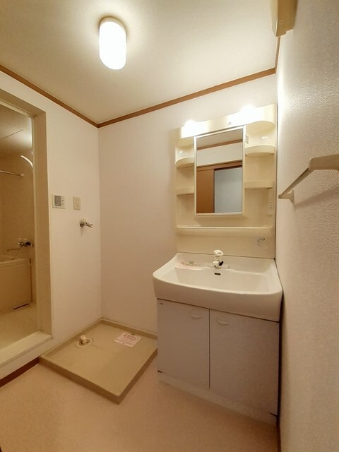 物件内観写真10　(洗面所)