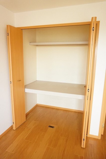 物件内観写真10　(収納)