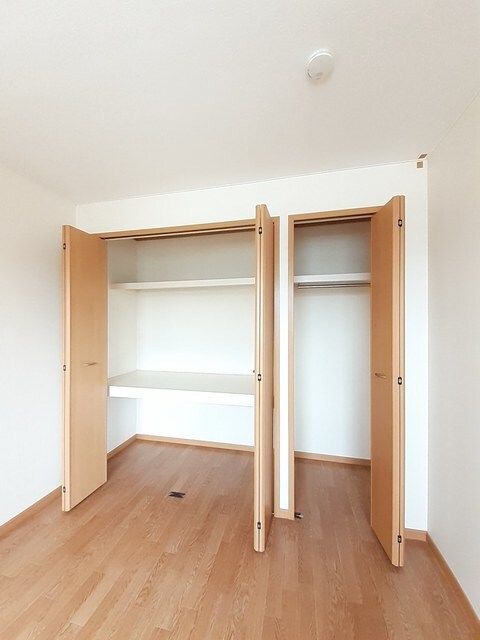 物件内観写真9　(収納)