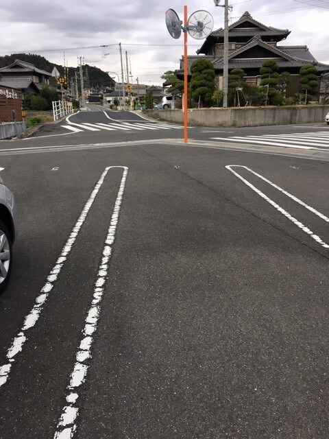 物件外観写真2　(駐車場)