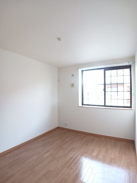 物件内観写真8　(その他部屋・スペース)