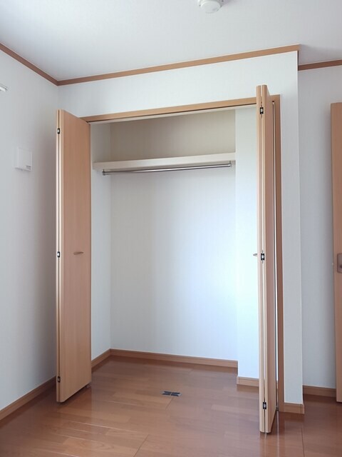 物件内観写真9　(収納)