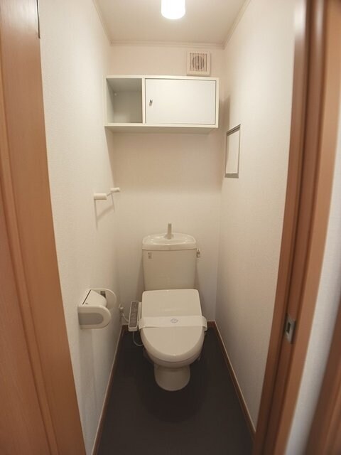 物件内観写真6　(トイレ)