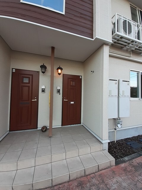 物件外観写真2　(その他共有部分)