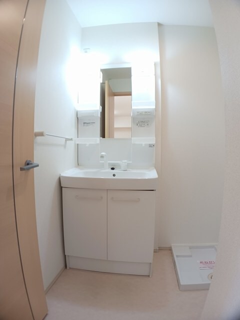 物件内観写真6　(洗面所)