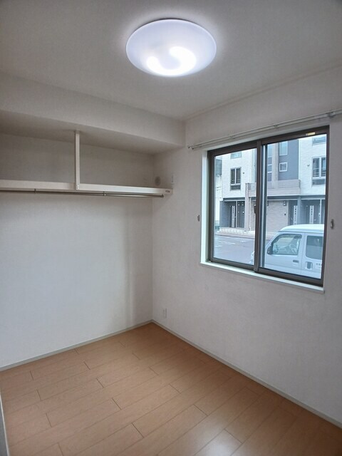 物件内観写真8　(その他部屋・スペース)