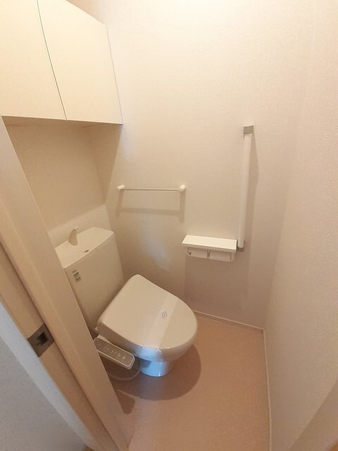 物件内観写真7　(トイレ)