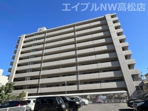 アルファライフ瓦町駅東外観写真