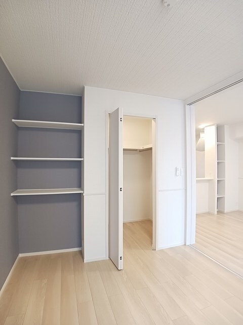 物件内観写真11　(収納)