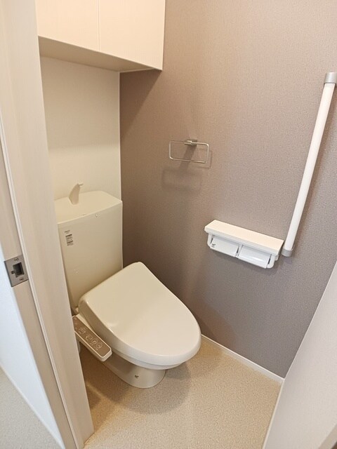 物件内観写真7　(トイレ)