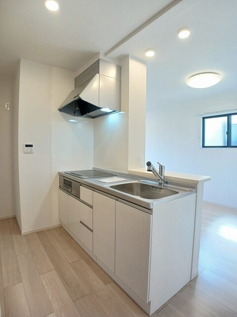 物件内観写真3　(キッチン)