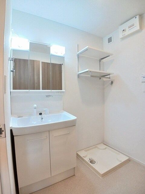 物件内観写真6　(洗面所)