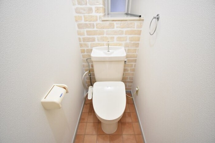 物件内観写真6　(温水洗浄暖房便座)